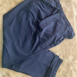L.L. Bean Women's Black Cropped Pants